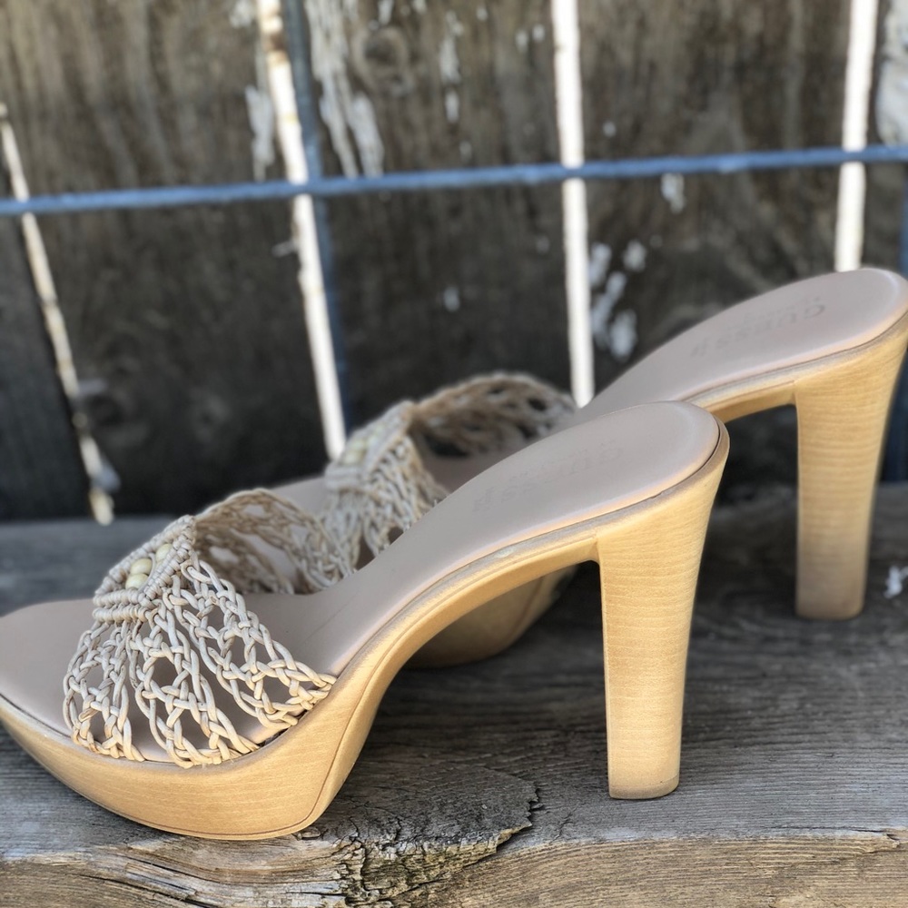 GUESS •TRACY• Slide In Heels